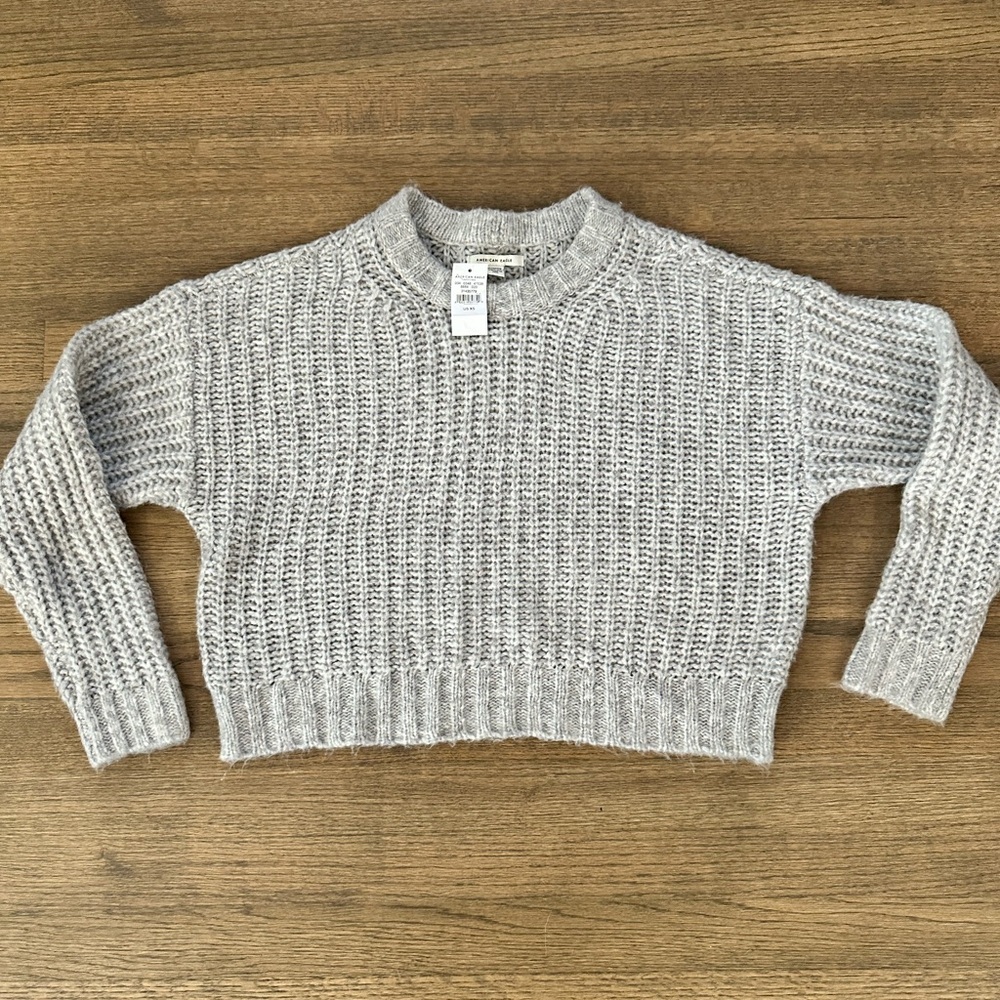 NEW American Eagle Cropped Gray Sweater-Acrylic/Nylon-Size XS-Super Cozy!